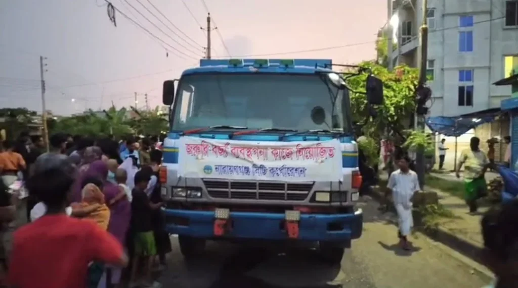 নারায়ণগঞ্জে সিটি করপোরেশনের ট্রাকচাপায় ছাত্রদলের সাবেক নেতাসহ নিহত ২