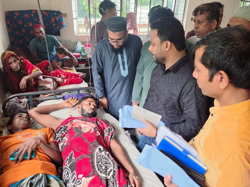 বঙ্গোপসাগরে ঝড়ে ট্রলারডুবি, তিন দিনেও উদ্ধার হননি পটুয়াখালীর ৬ জেলে