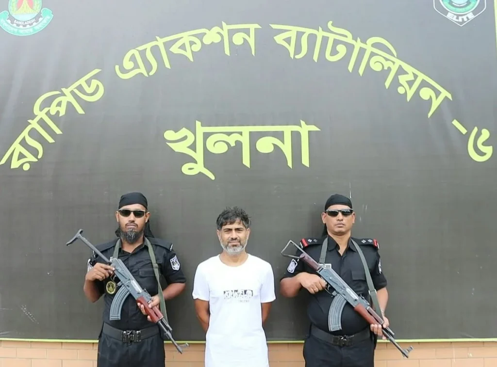 মেয়ের লাশ সড়কে ফেলে পালিয়েছিলেন বাবা, ১০ দিন পর গ্রেপ্তার