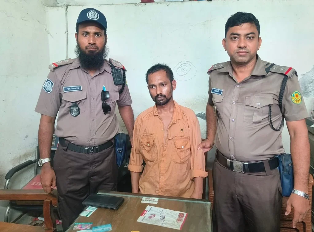 শিশুকে যৌন নিপীড়নের চেষ্টার অভিযোগ, ধাওয়া দিয়ে অভিযুক্তকে ধরল পরিবার