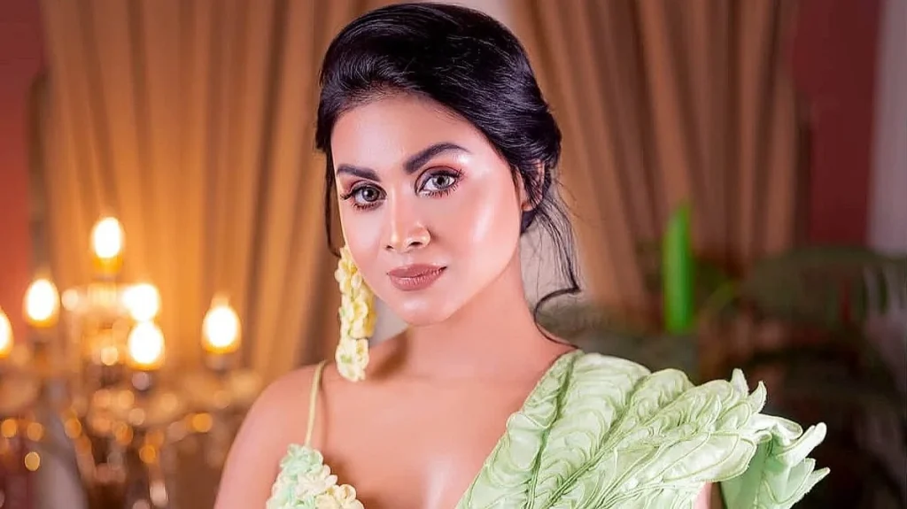 দুর্ঘটনা আহত অভিনেত্রী মেঘলা মুক্তা আইসিইউতে