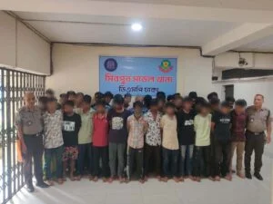 মিরপুর মডেল থানা পুলিশের বিশেষ অভিযানে বিভিন্ন অপরাধে জড়িত ৪৩ জন গ্রেফতার