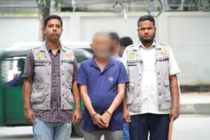 সরকারি কর্মকর্তার সীল-স্বাক্ষর জাল করে ভুয়া নিয়োগপত্র প্রদান: গোয়েন্দা পুলিশের অভিযানে প্রতারক চক্রের মূলহোতা গ্রেফতার